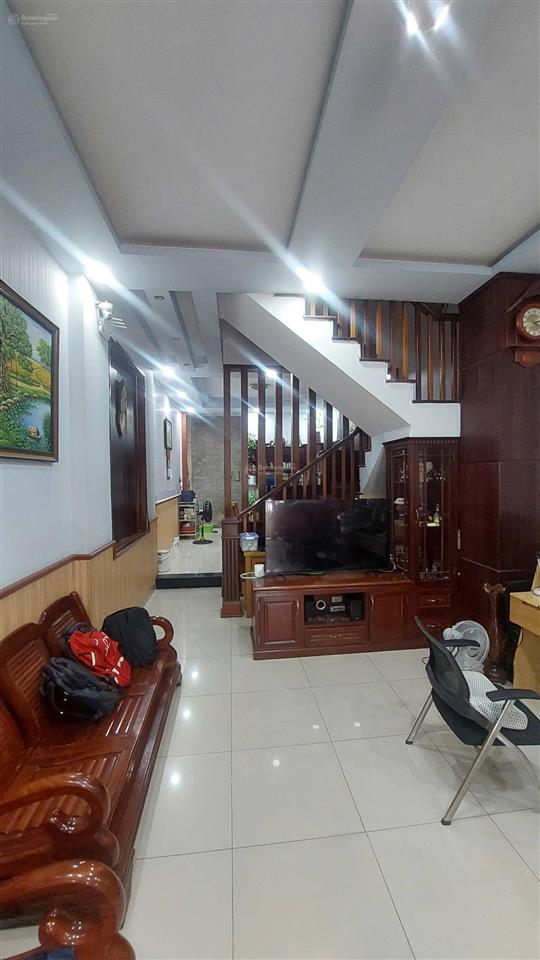 Bán nhà riêng 3 tầng giá siêu hời 6,3 tỷ tại tô ký, đông hưng thuận, quận 12, tp.hcm