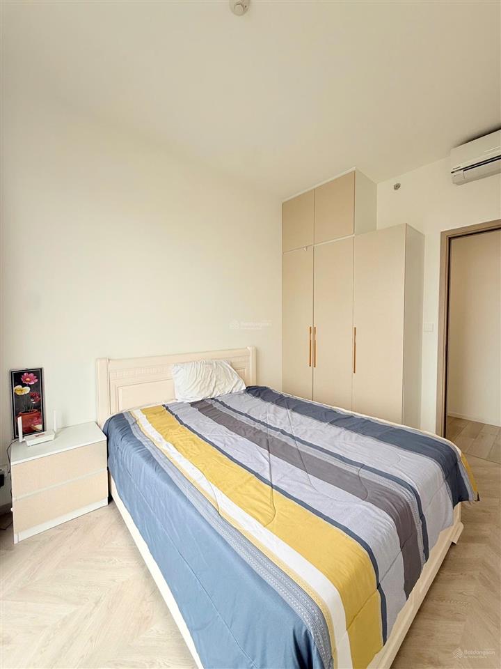 Bán gấp giá 7 tỷ 3 phòng ngủ masteri centre point view thoáng đủ nội thất