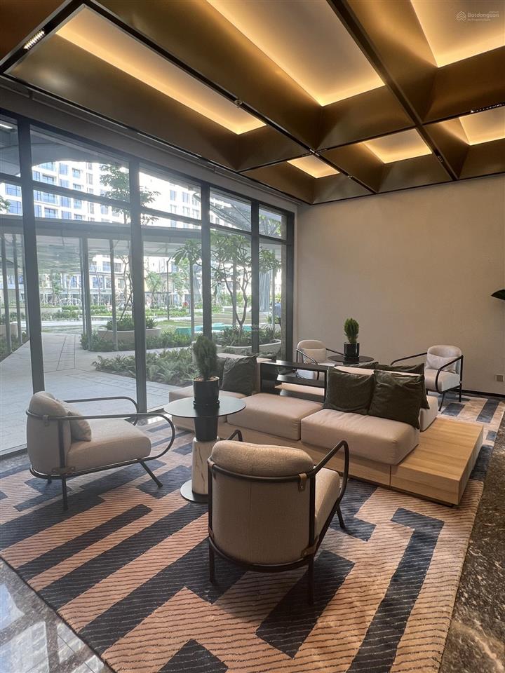 Căn hộ 2pn góc, view nội khu hồ bơi masteri centre point giá 4,5 tỷ sổ hồng chính chủ.