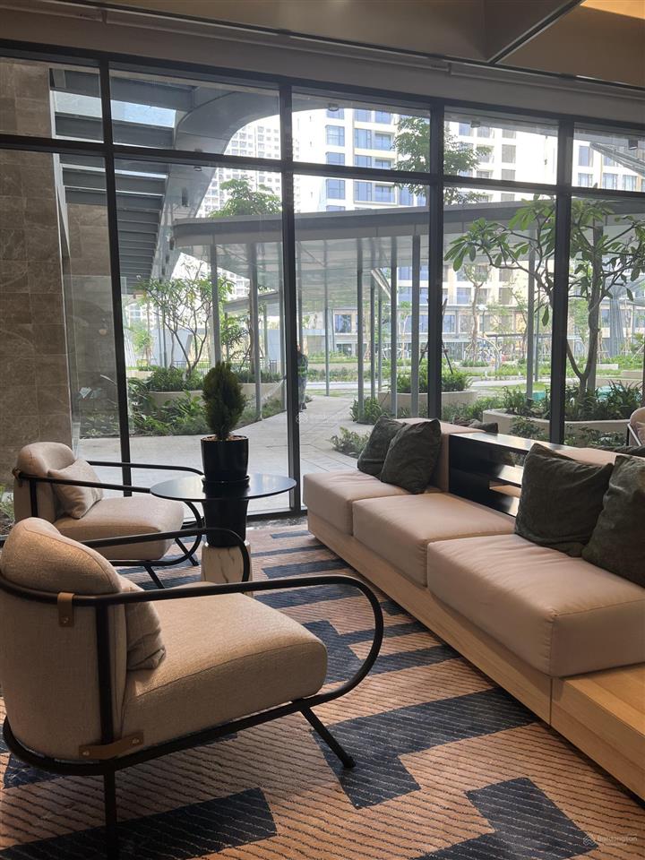 Căn hộ 2pn góc, view nội khu hồ bơi masteri centre point giá 4,5 tỷ sổ hồng chính chủ.