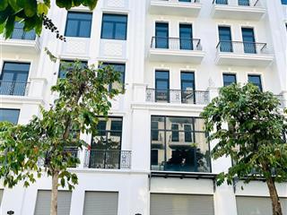 Nhà phố 84m2 có sổ giá hời công viên vinhomes grand park chủ bán gấp.