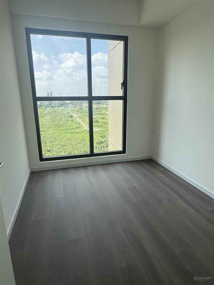 Một trong số ít căn hộ victoria village 2pn 2wc. view landmark 81. giá chỉ 5,990 tỷ bao thuế phí.