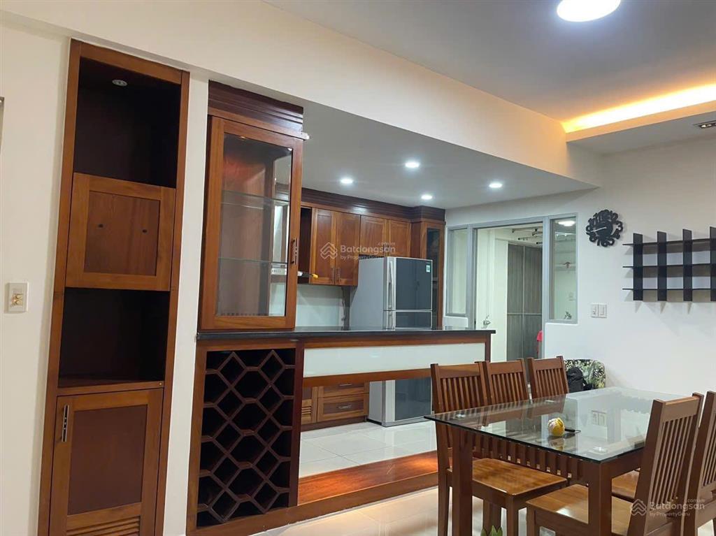 Cho thuê gấp căn hộ grand court 1, pmh, q7, giá 30 triệu.  mạnh 0909 297 *** 0888 143 ***