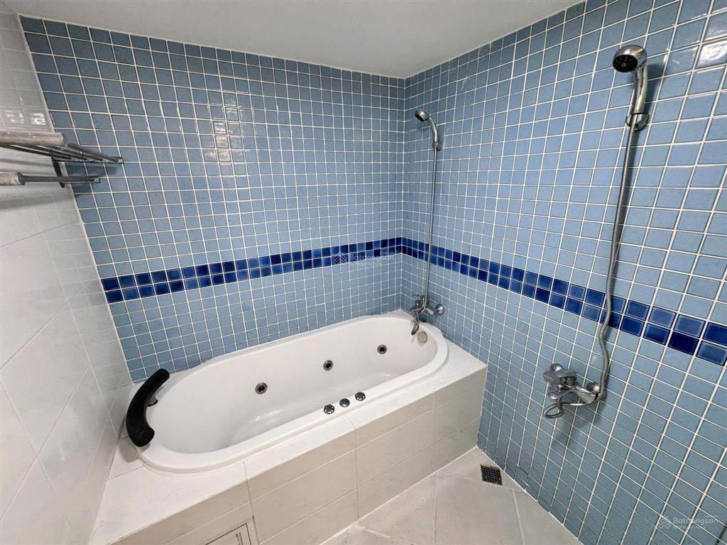 Cho thuê căn hộ garden plaza 1, pmh, q7 dt 150m2, giá 35 triệu/th.  mạnh 0909 297 ***
