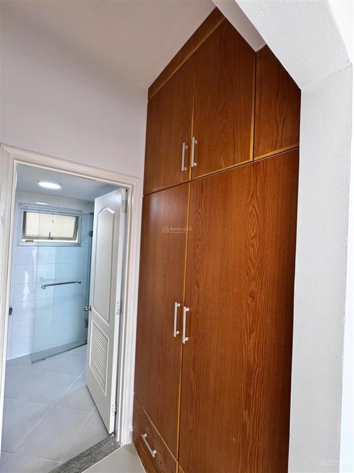 Cho thuê căn hộ garden plaza 1, pmh, q7 dt 150m2, giá 35 triệu/th.  mạnh 0909 297 ***