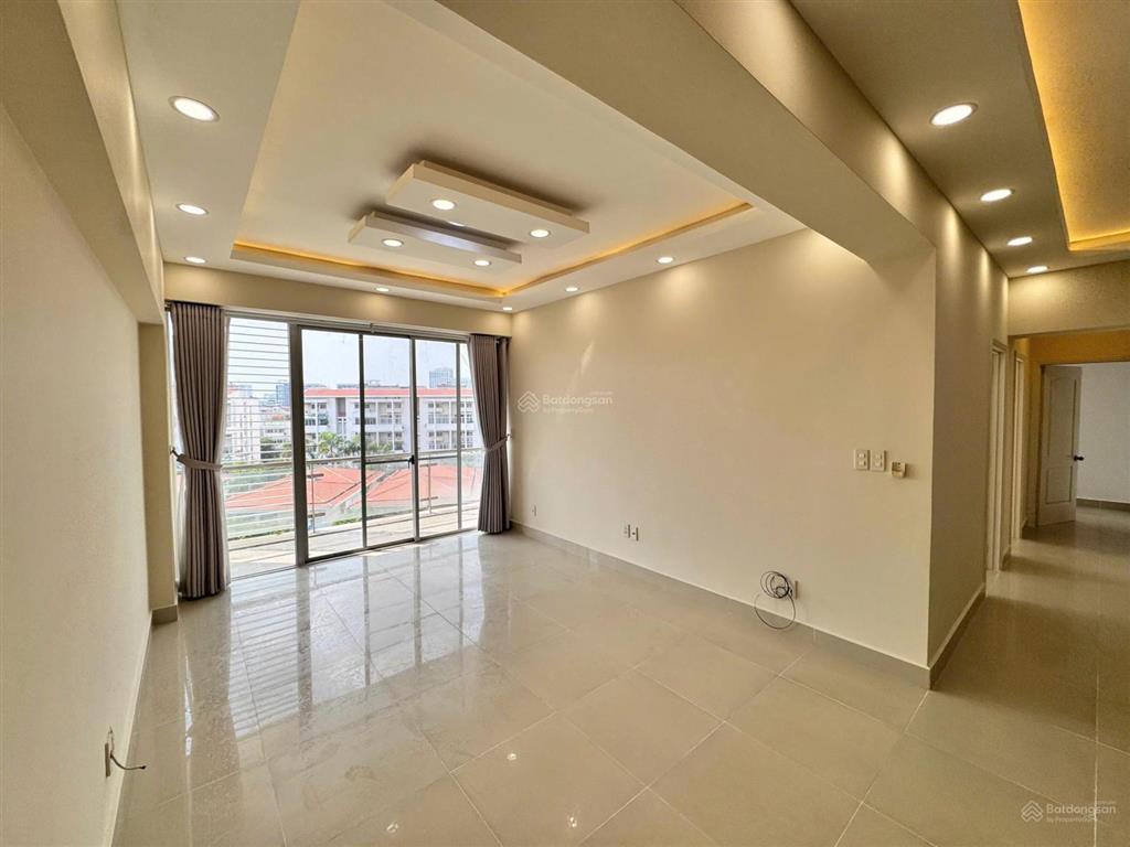 Cho thuê căn hộ garden plaza 1, pmh, q7 dt 150m2, giá 35 triệu/th.  mạnh 0909 297 ***