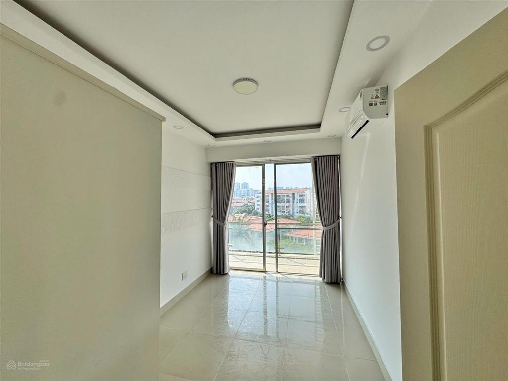 Cho thuê căn hộ garden plaza 1, pmh, q7 dt 150m2, giá 35 triệu/th.  mạnh 0909 297 ***