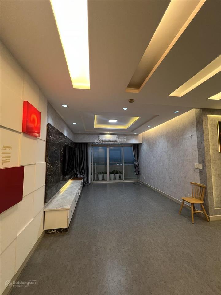 Cho thuê grand court 2, pmh, q7, dt 146m2, giá 30 triệu/th.  mạnh 0909 297 ***. căn góc