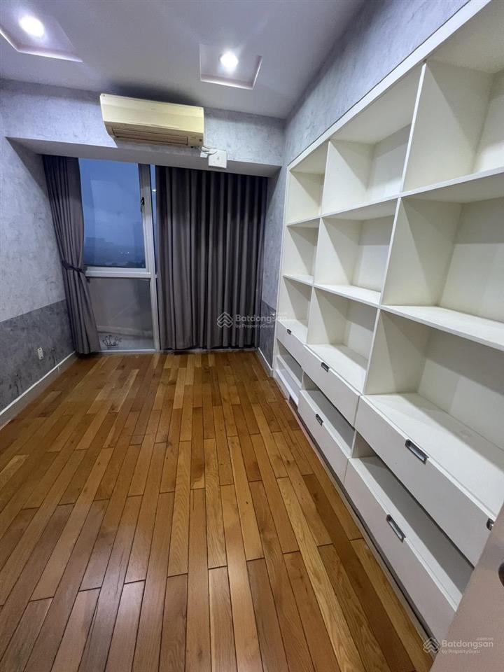 Cho thuê grand court 2, pmh, q7, dt 146m2, giá 30 triệu/th.  mạnh 0909 297 ***. căn góc
