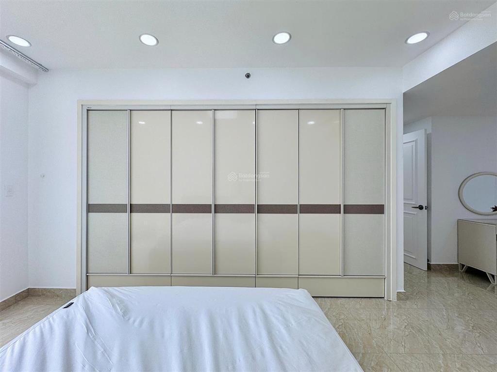 Bán gấp căn hộ green valley, phú mỹ hưng, q7, dt 130m2, giá 10.8 tỷ.  mạnh 0909 297 ***