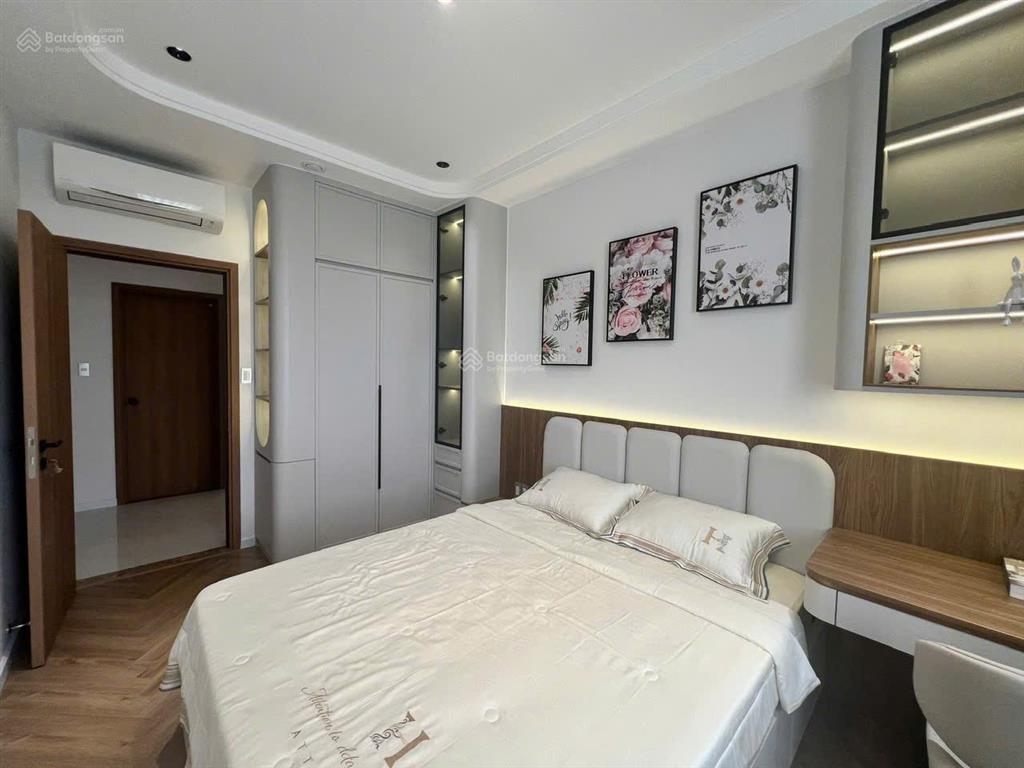 Cần bán chcc green view, pmh, quận 7. dt 117m2, 3pn  2wc. giá 10,9 tỷ,  mạnh 0909 297 ***