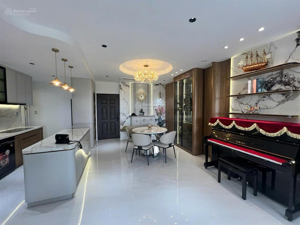 Cần bán chcc green view, pmh, quận 7. dt 117m2, 3pn  2wc. giá 10,9 tỷ,  mạnh 0909 297 ***
