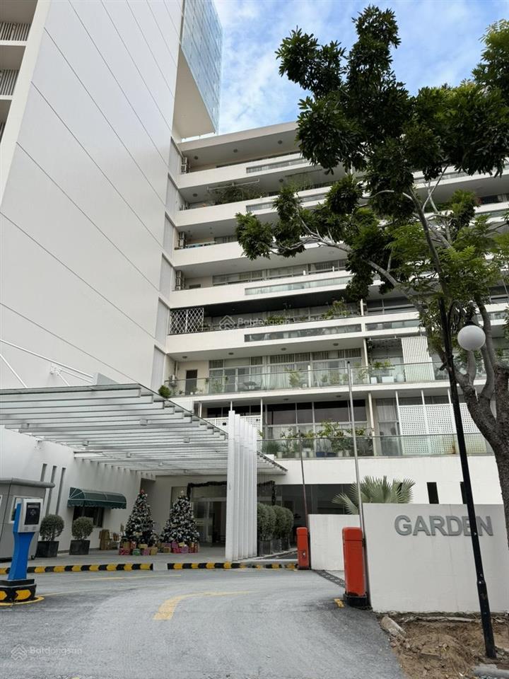 Cần bán chcc garden court 2, pmh,tk 3pn sửa thành 2pn. giá 14 tỷ 950.  e mạnh 0909 297 ***.