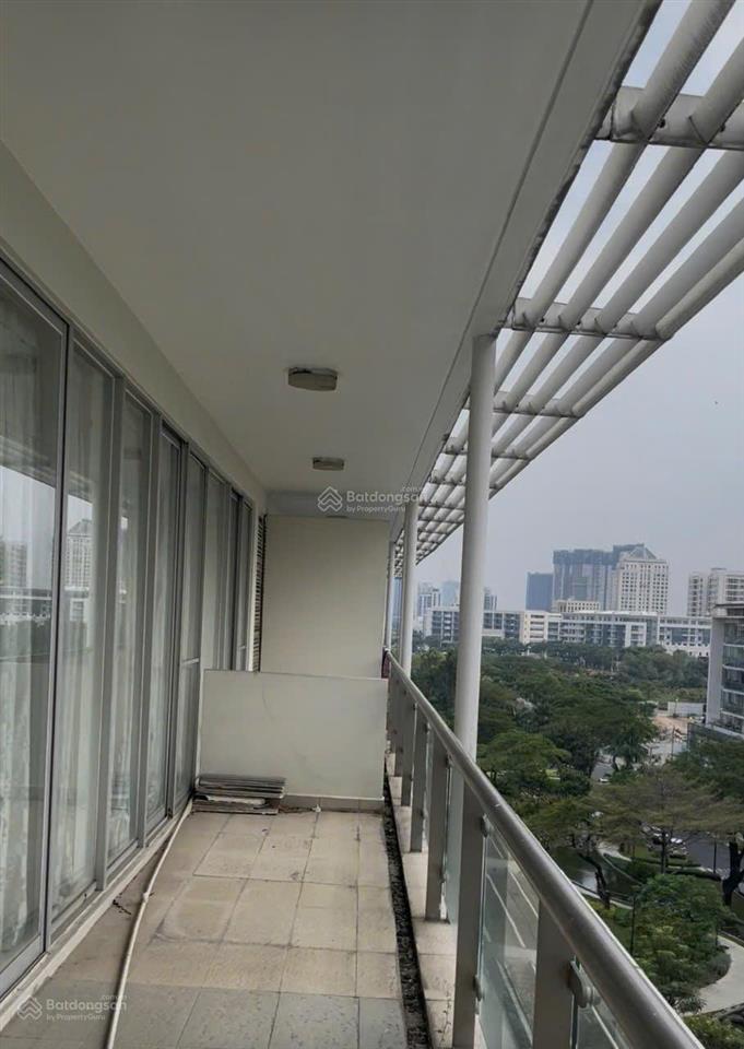 Cần bán căn hộ garden plaza 2, phú mỹ hưng, quận 7. giá 15 tỷ.  e mạnh. 0909 297 ***
