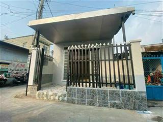 Nhà lái thiêu có gác đường ô tô giá 2 tỷ 050 gần chợ