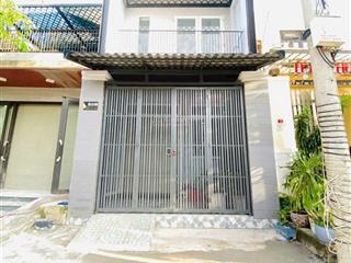 Nhà 2 mặt tiền đường kinh doanh có 3 phòng ngủ giá 4.5 tỷ