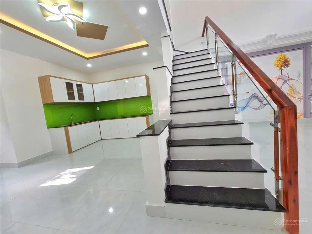 Nhà riêng ngay tthc tp đang thu nhập 12 triệu/tháng giá 6 tỷ