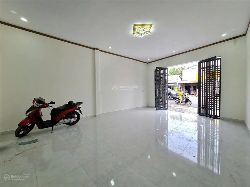 Nhà riêng ngay tthc tp đang thu nhập 12 triệu/tháng giá 6 tỷ