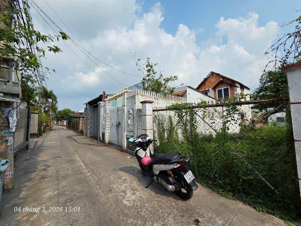 Đất đường bình nhâm 18, đường ôtô quay đầu gần chợ búng diện tích 92m2 giá 3 tỷ 050 bao sang tên