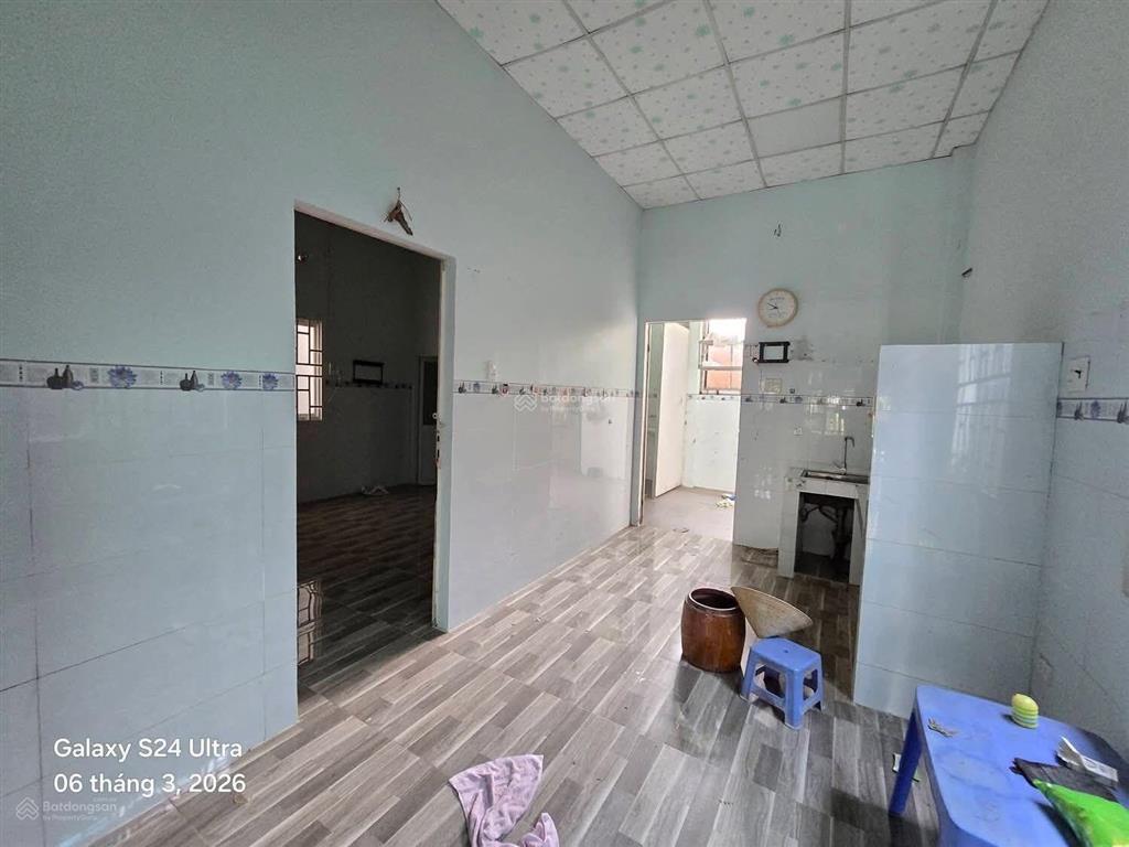 Nhà hoàn công 174m2 ngang 7m đường ôtô quay đầu giá 3.9 tỷ có hỗ trợ bank