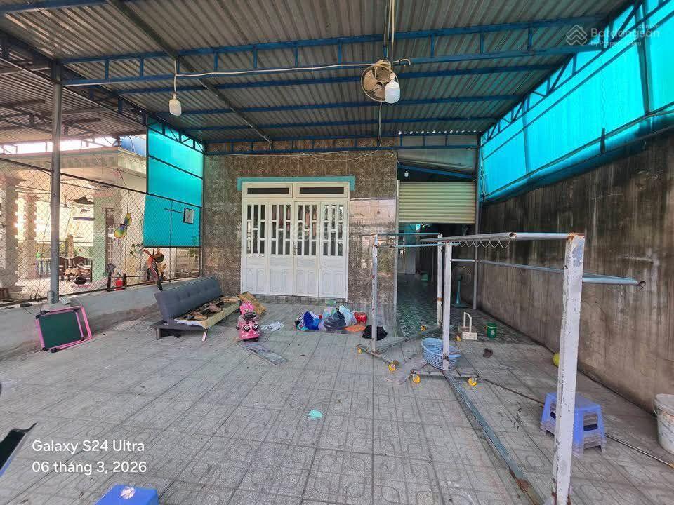 Nhà hoàn công 174m2 ngang 7m đường ôtô quay đầu giá 3.9 tỷ có hỗ trợ bank