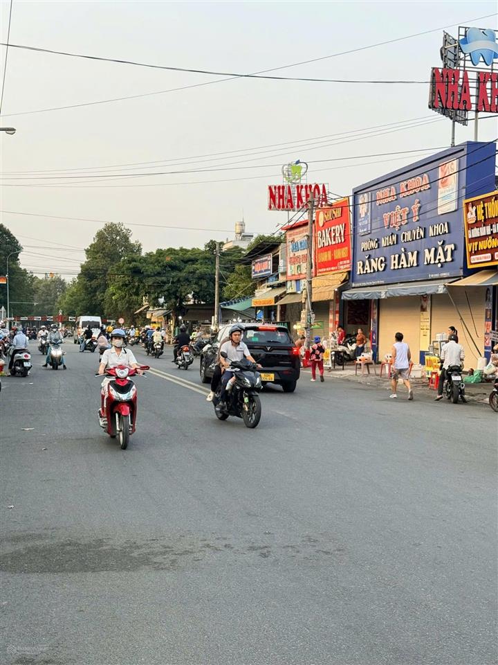 Bán đất việt sing 5x25m full thổ cư gốc ngã 3 na10 và da5, tặng nhà kho giá 5.2 tỷ