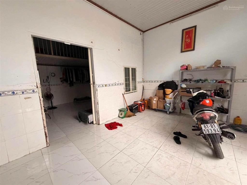 Nhà lái thiêu 5x15m nhựa ôtô ra chợ lái thiêu kế bên tầm 600m giá 3 tỷ 250tr