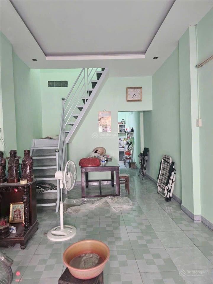 Nhà lái thiêu 66 trệt lầu đường 3,5m bê tông gần ngã 3 cây liễu giá 2,4 tỷ shr
