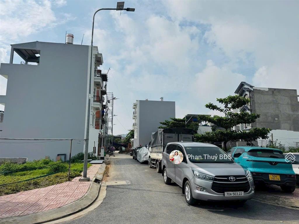 Nhà mới đường 40 hiệp bình chánh thủ đưc ngay chợ hiệp bình giá chỉ 7.9 tỷ