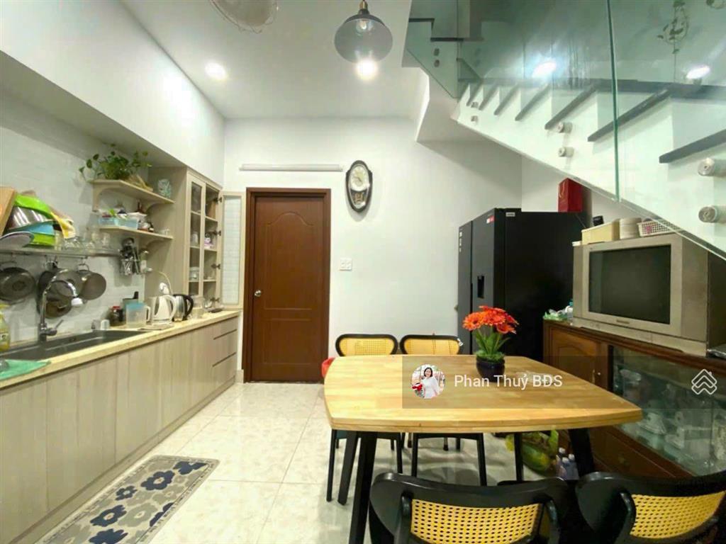 Nhà 3 lầu đường 40 hiệp bình chánh 78m2 đường rộng giá 8,6 tỷ