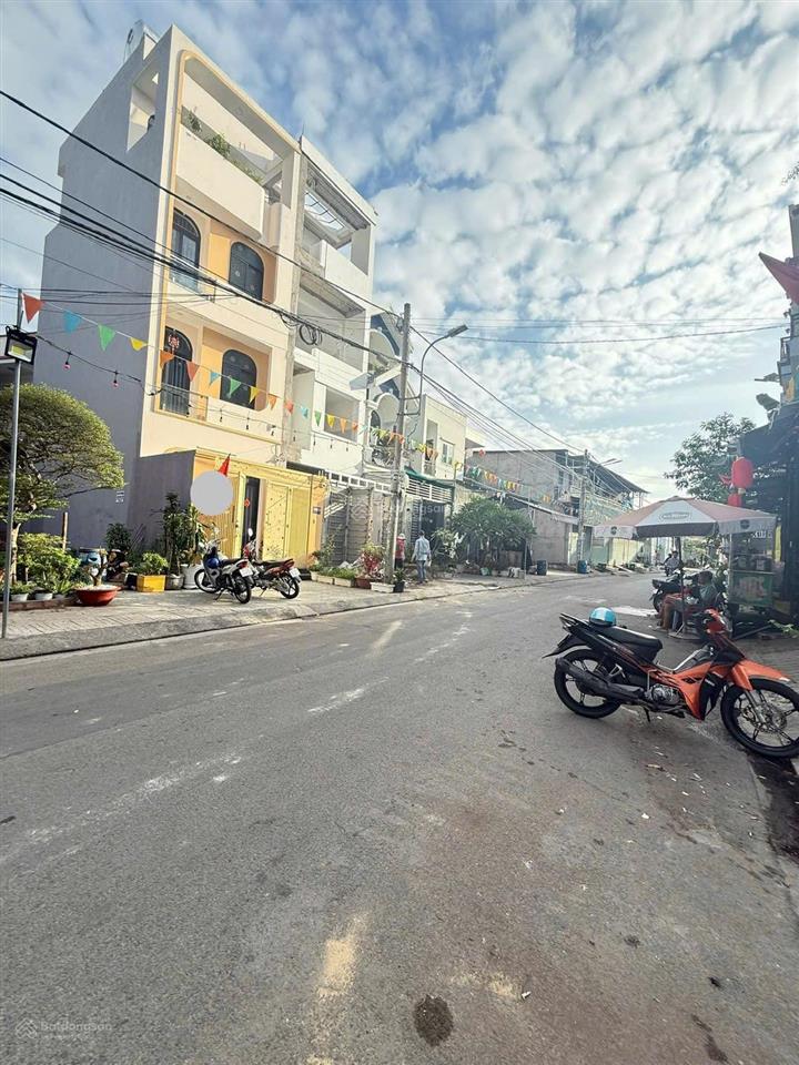 Bán gấp nhà 2 lầu linh đông đường 6m giá 5.3 tỷ