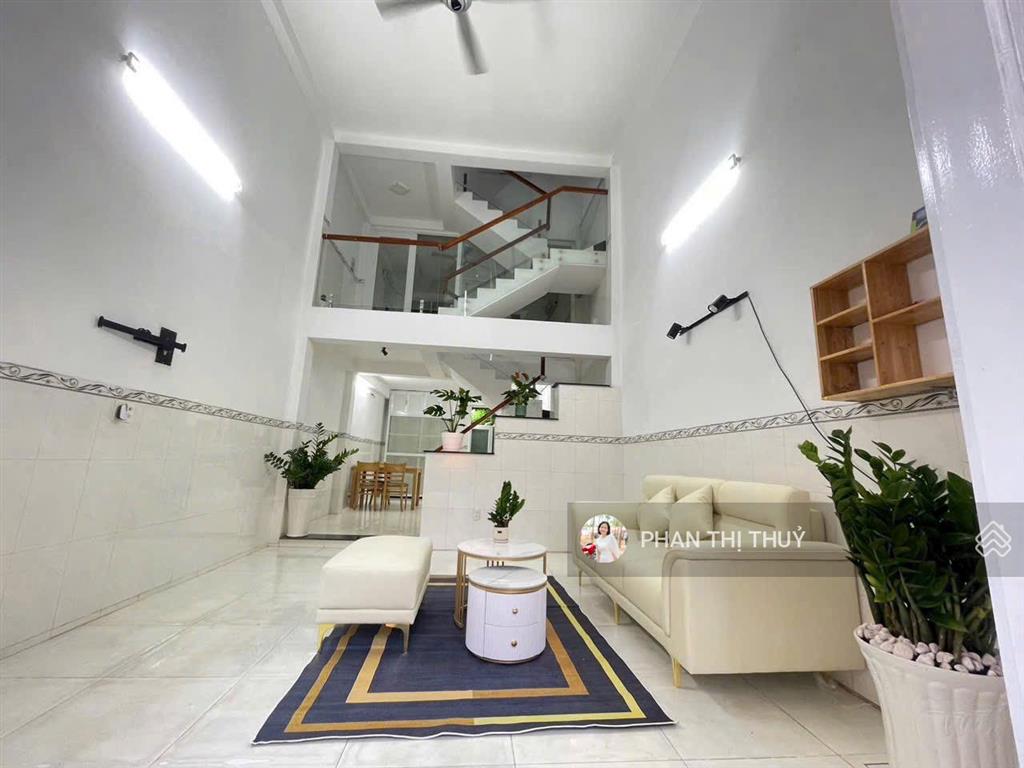 Bán nhà 3 lâu linh đông đường trước nhà 7m giá 6.490 tỷ