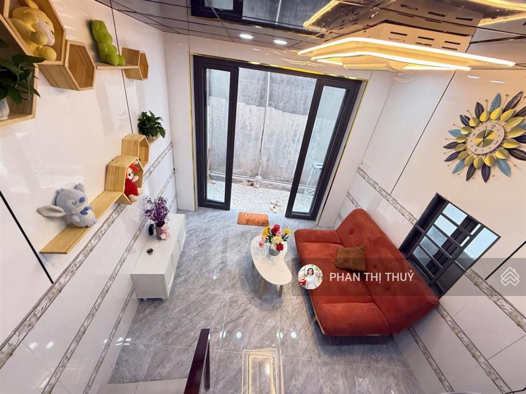 Nhà 1t 1l đường phú châu thủ đức giá 1.350 tỷ công chứng vi bằng