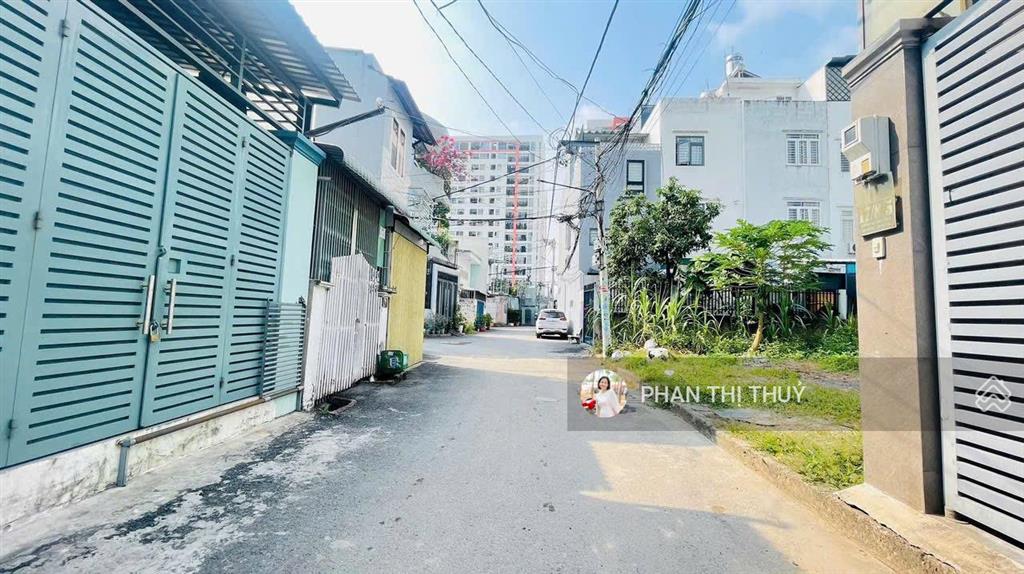 Đất 52 m2 giá 4.8 tỷ sau chung cư 4s linh đông  đường 6m