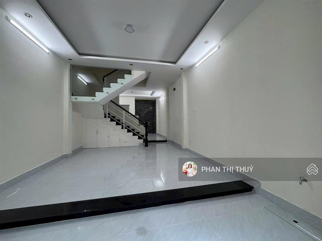 Nhà 2l đường 8 hbp thủ đức đường trước nhà 5m