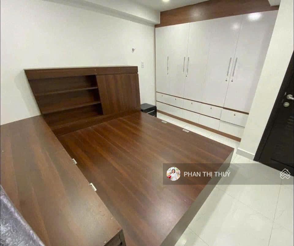 Chdv dt 210 m2 20 phòng doanh thu 840tr/ năm