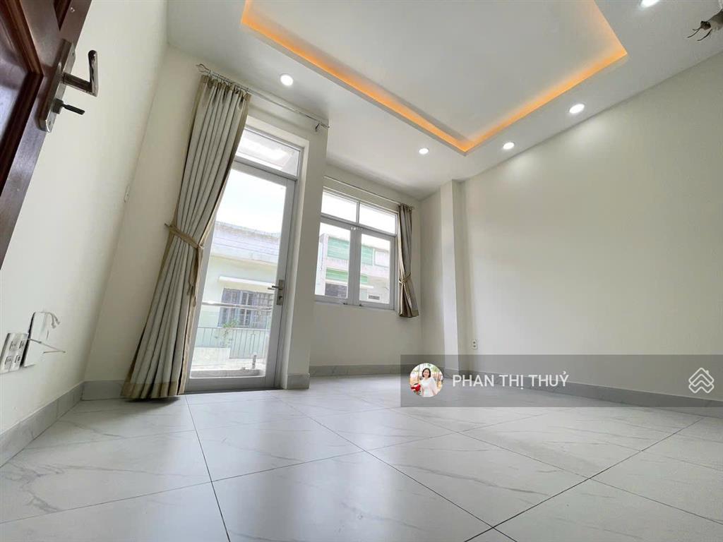 Bán gấp nhà 3 tầng 4,850 tỷ tam bình thủ đức đường trước nhà 5m