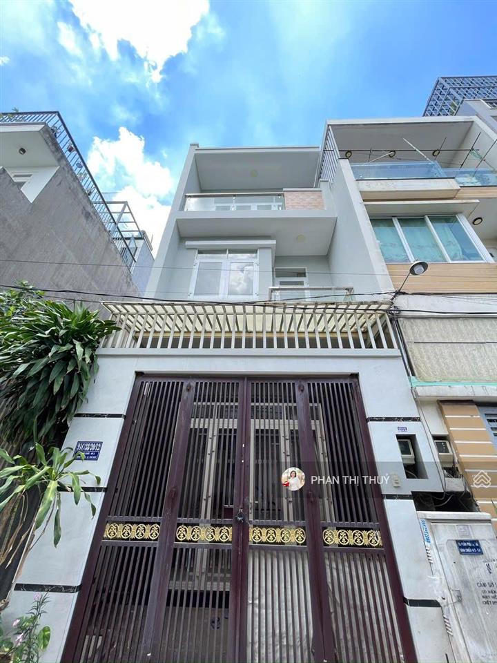 Bán gấp nhà 3 tầng 4,850 tỷ tam bình thủ đức đường trước nhà 5m