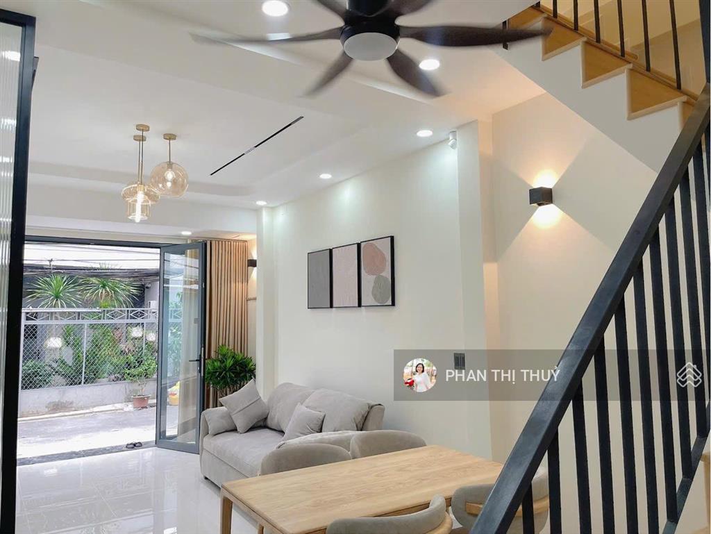 Bán nhà 2 tầng đường 36 linh đông 4.750 tỷ