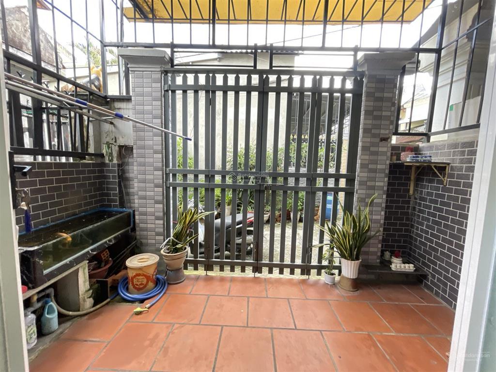 Nhà tăng nhơn phú b nhà 2 lầu 65m2 giá 5.5 tỷ 4 phòng ngủ