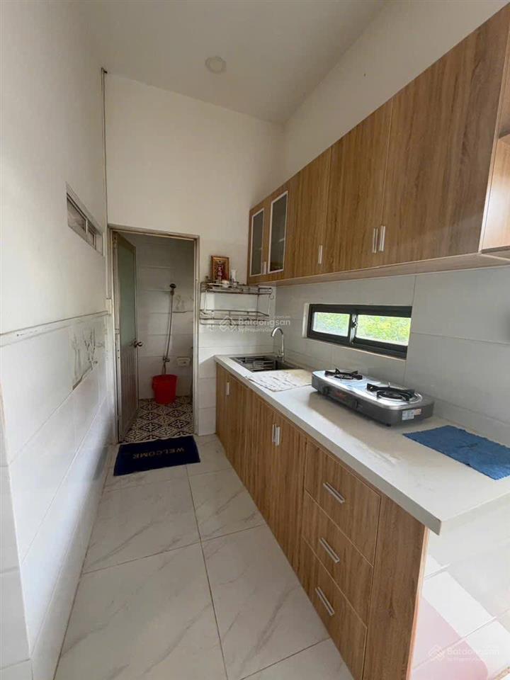 Bán nhà chợ thủ đức 2,4 tỷ / 40 m2 sổ riêng