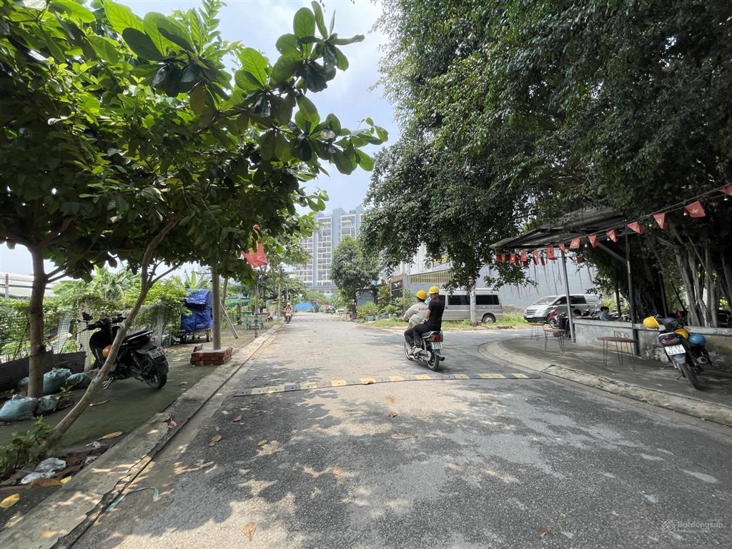 Đất ngay chung cư sunview thủ đức giá 4.750 tỷ