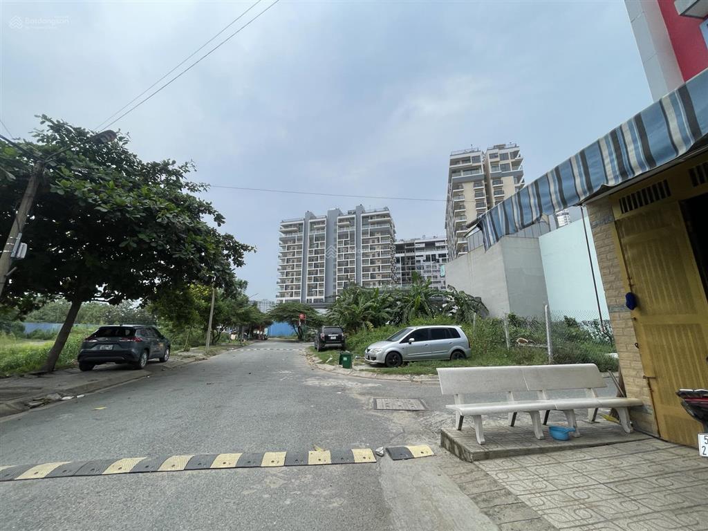 Đất ngay chung cư sunview thủ đức giá 4.750 tỷ