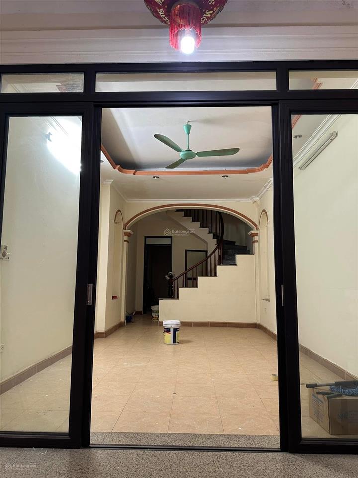 Bán nhà 62,2 m2 vân canh, gần trường c1,2, chợ vân canh