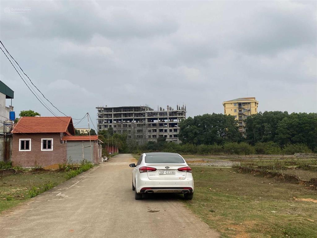 Bán nhanh 77m2 khu giãn dân nhà nước view suối đẹp, gần khu đại học và công nghệ cao giá 2 tỷ xíu
