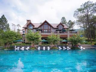 Chính chủ định cư nước ngoài bán bt thanh xuân valley, dt200m và 460m, view hồ hướng mát, giá rẻ