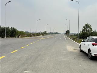 Bán lô 101m2 trục chính kinh doanh tại xã kiều phú ngay trường học viện bưu chính viễn thông