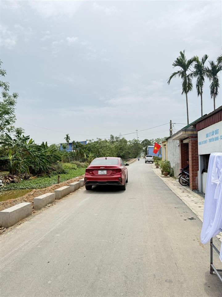 Bán lô đất 80m2 trục chính xã ngọc liệp, view nhìn bảo tàng thiên nhiên cách viện nhi sản 500m