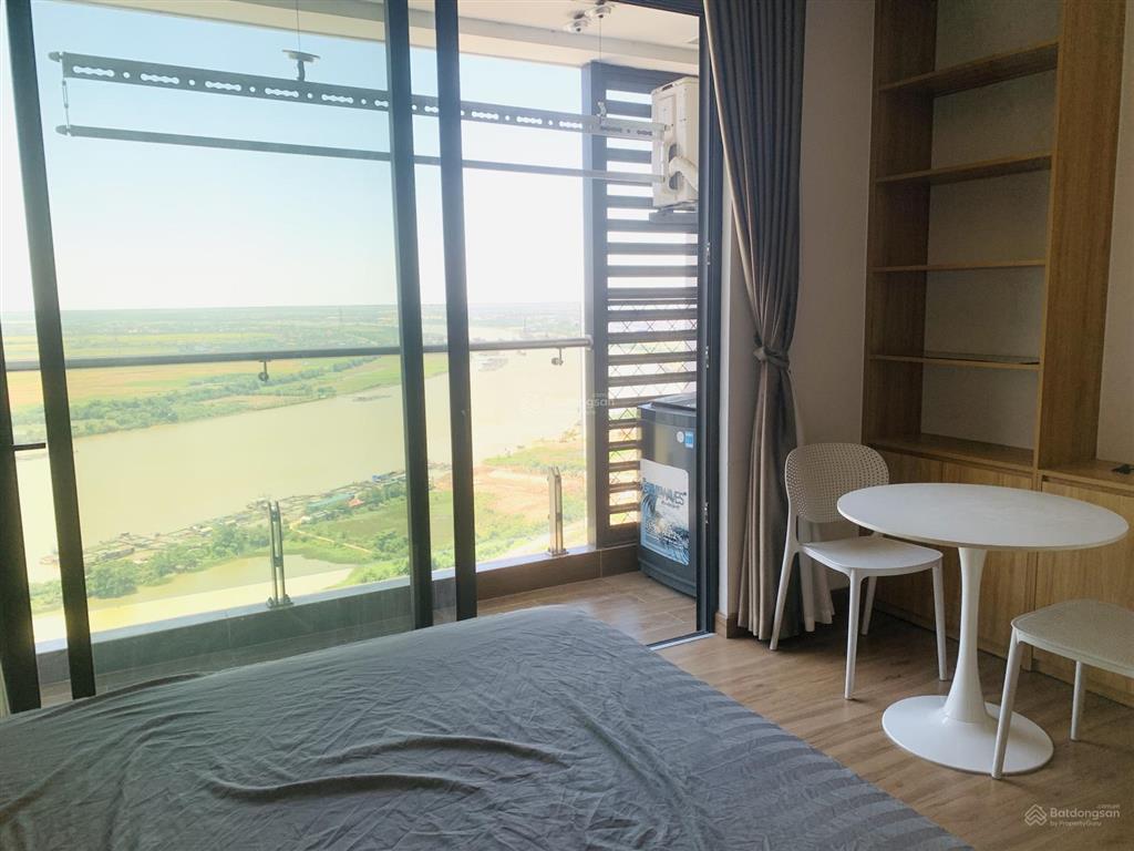 E bán căn studio giá hời ecopark hải dương ban công đông nam mát mẻ, full đồ.  e nga 0912 026 ***.