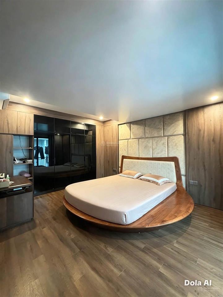 Xẻ khe ecopark hải dương dt 142,5m rộng 7,5m. nội thất xịn đẹp  e nga 0912 026 ***.